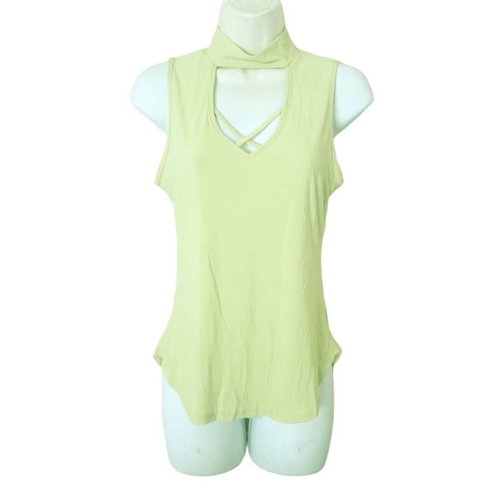 Trendy Js womens blouse Size‎ medium Green color sleeveless key hole Stretchy